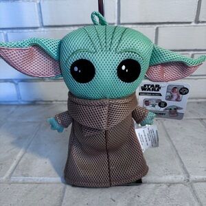 NWT Disney’s Star Wars Madalorian The Child bath scrubby